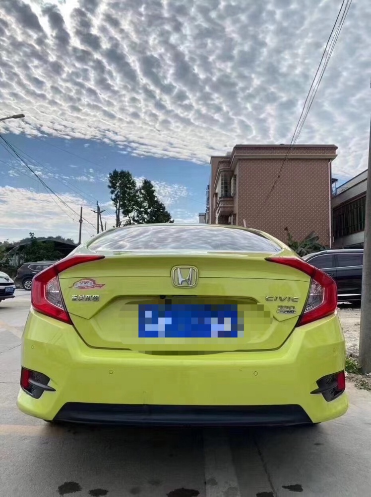 广州19年本田思域9