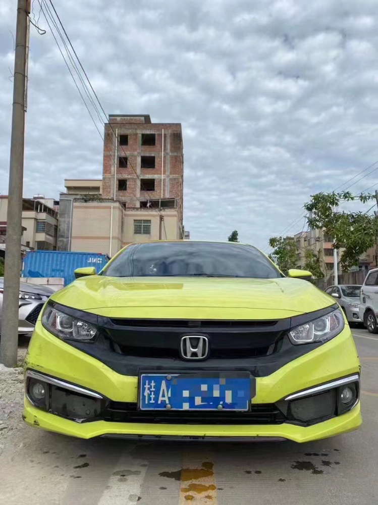 广州19年本田思域5