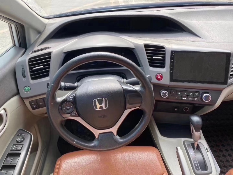 广州12年本田思域2