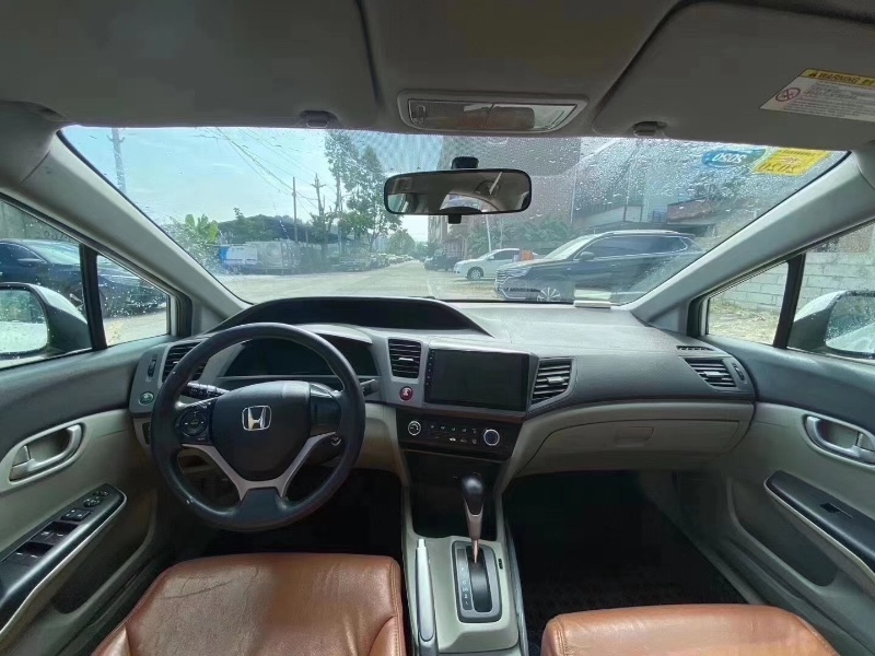 广州12年本田思域3