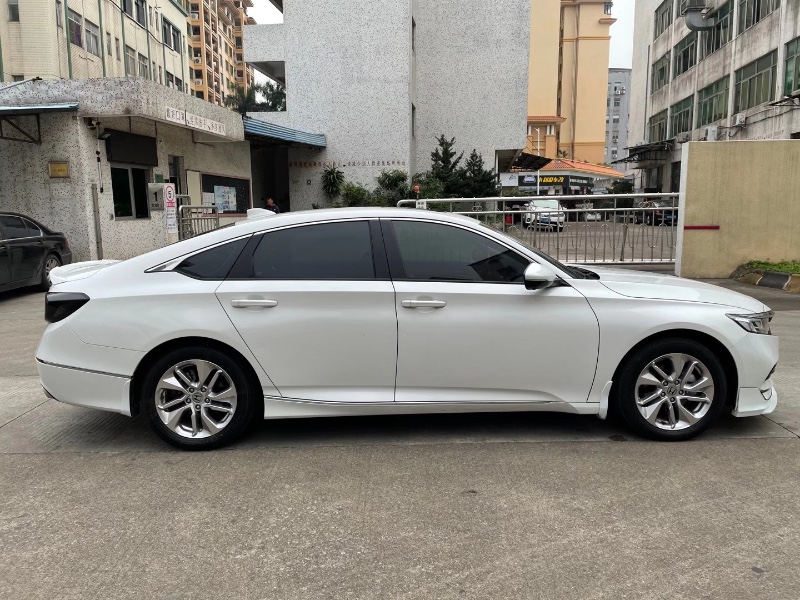 中山19年本田雅阁6