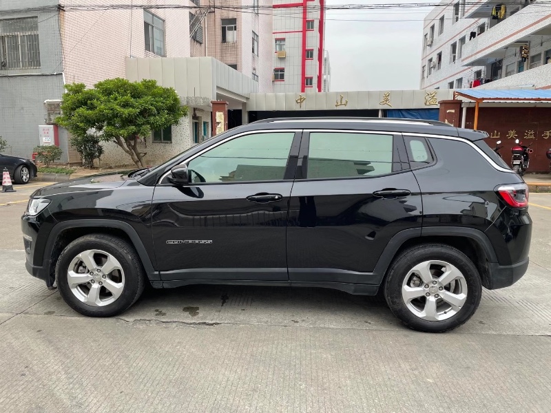 中山19年Jeep指南者5