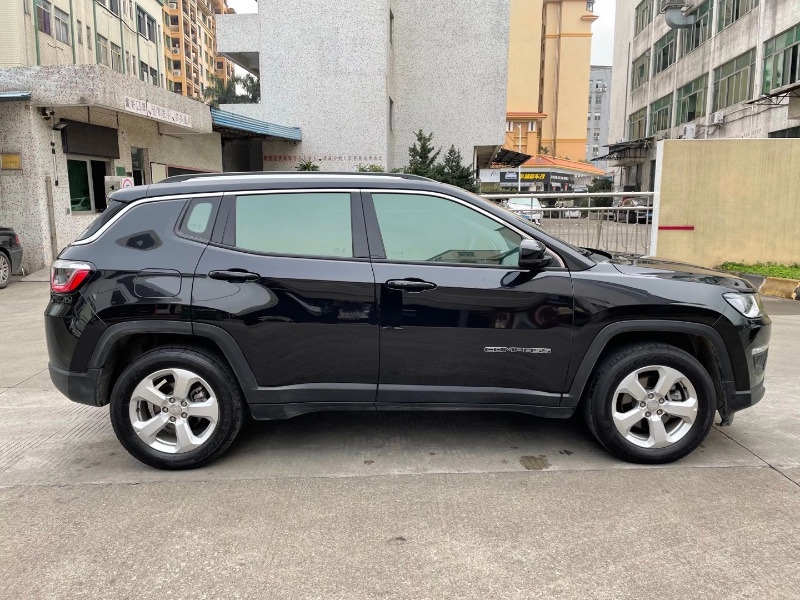 中山19年Jeep指南者4