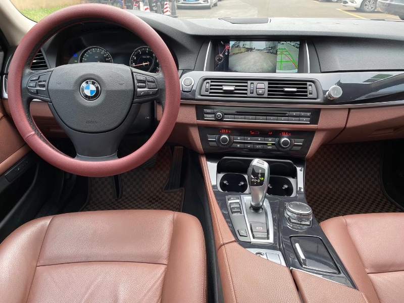 中山16年宝马5系1