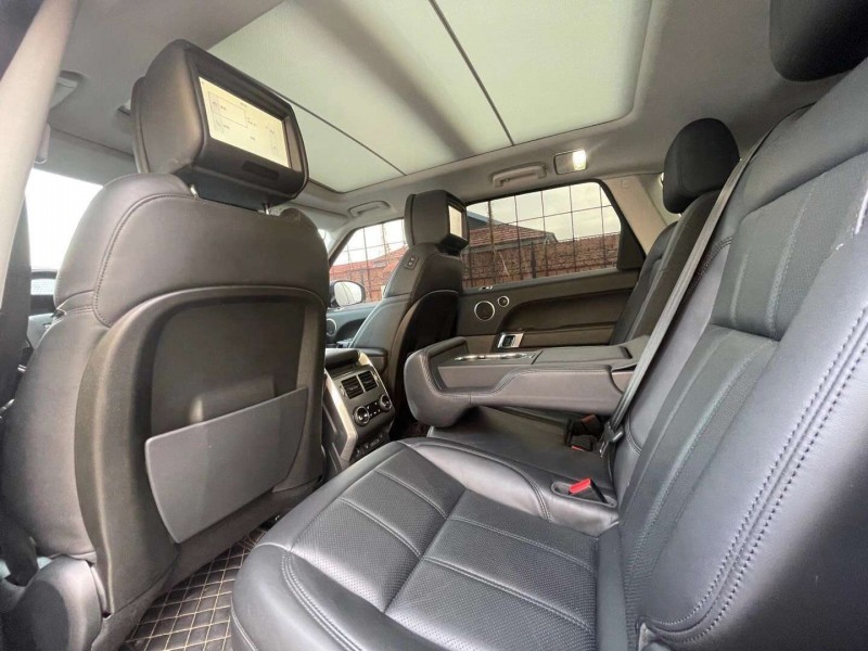 潍坊19年路虎揽胜运动5