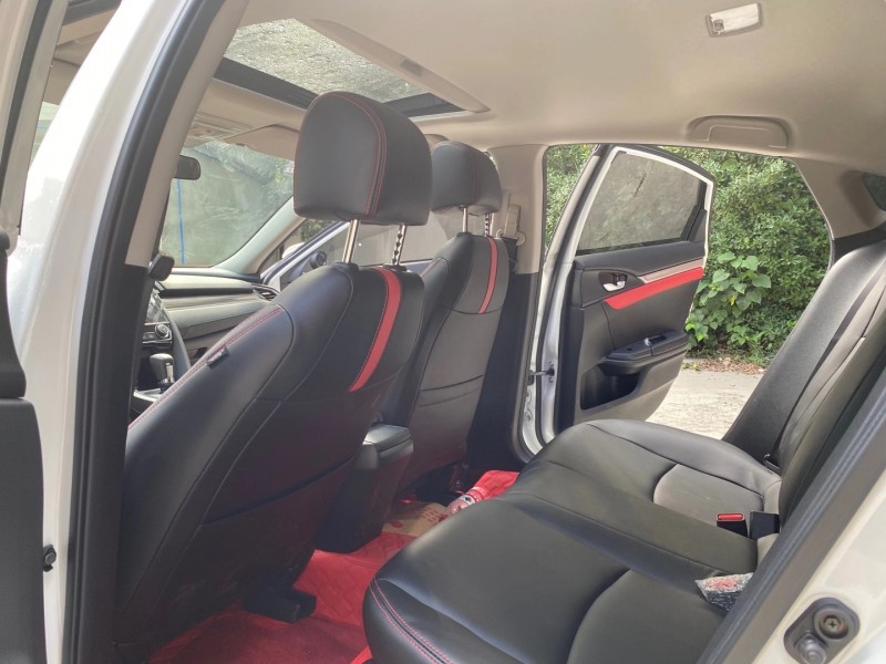 成都20年本田思域4