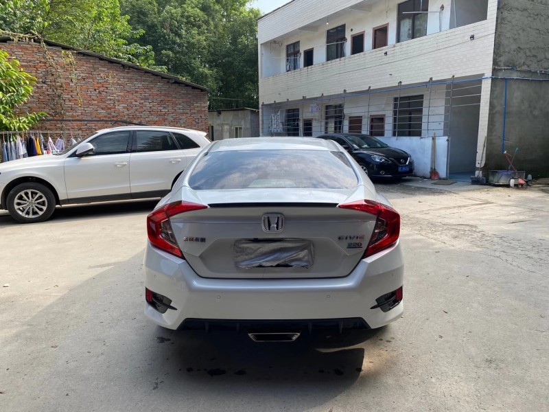 成都20年本田思域8