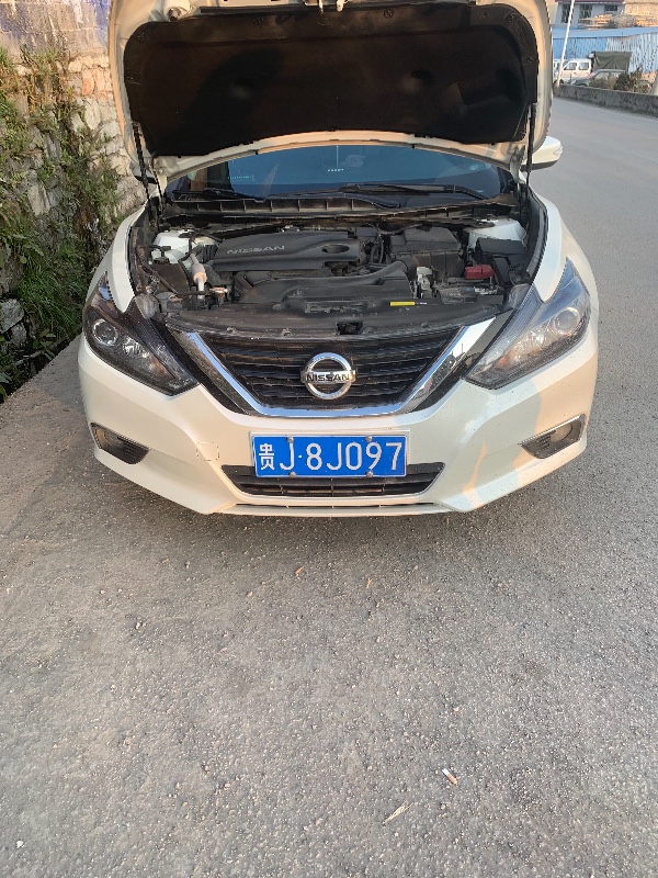 黔南20年日產天籟6