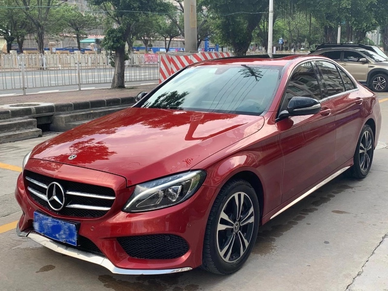 广州17年奔驰C2