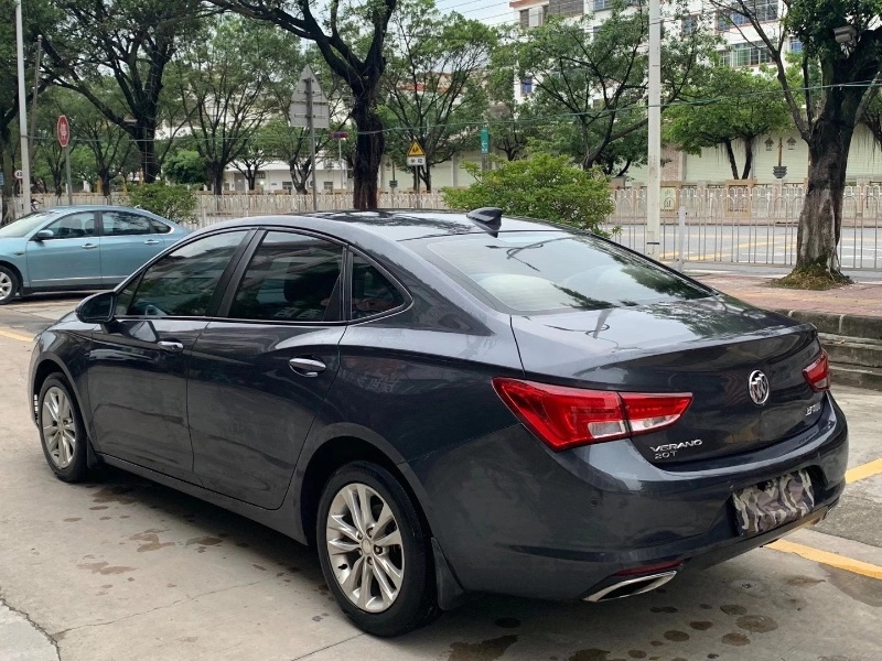 广州18年别克威朗4