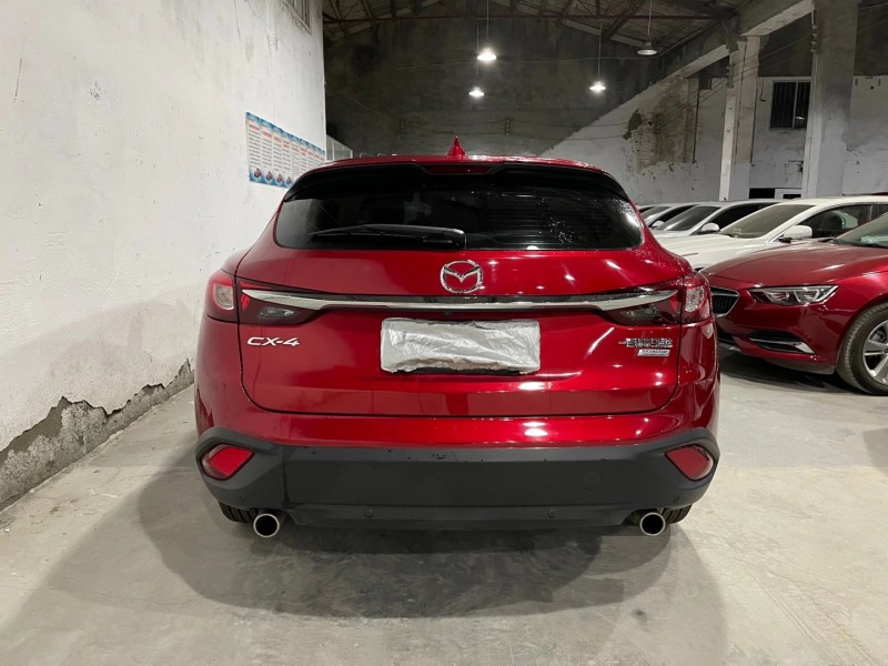 成都18年马自达CX-48