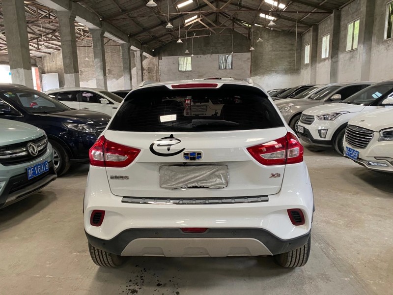 成都20年吉利帝豪8