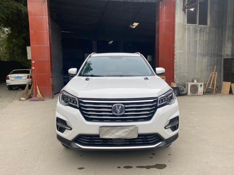 成都19年长安汽车长安CS756