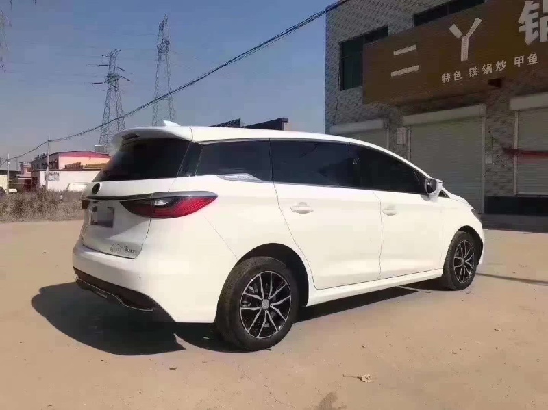 保定18年比亚迪宋MAX4