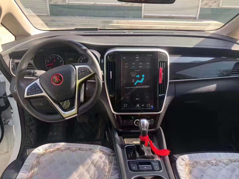 保定18年比亚迪宋MAX1