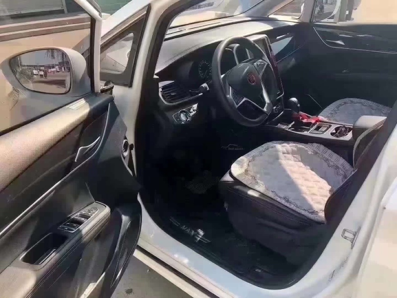 保定18年比亚迪宋MAX3