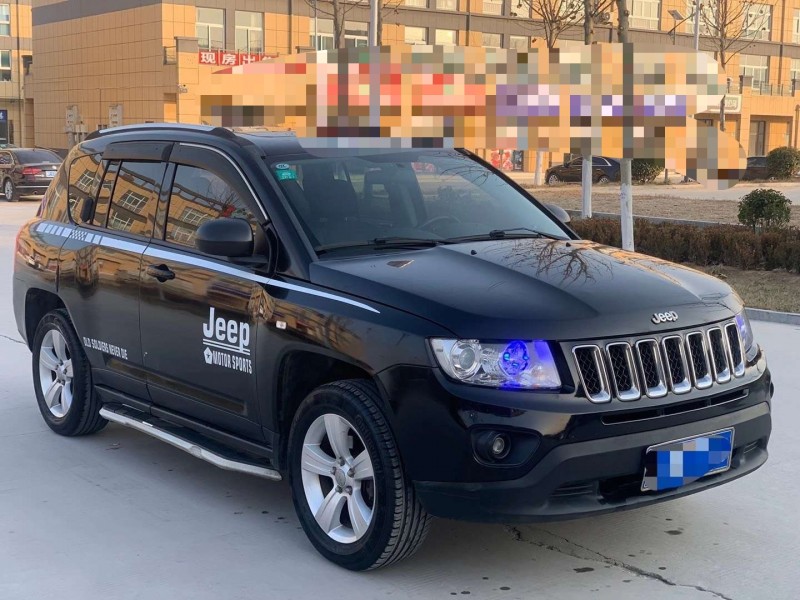 济宁15年Jeep指南者2