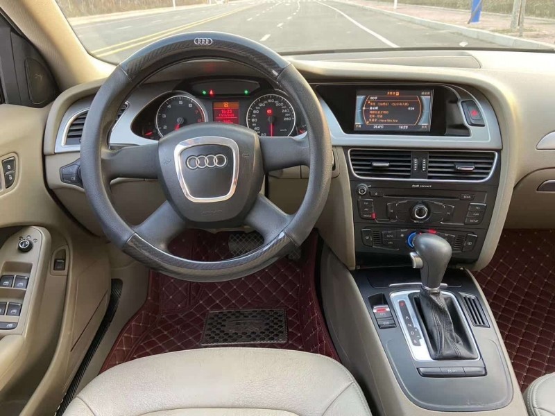 济南11年奥迪A4L7