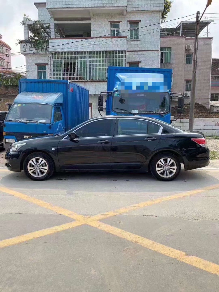 广州12年本田雅阁8