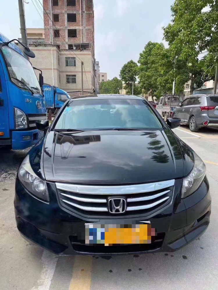 广州12年本田雅阁9