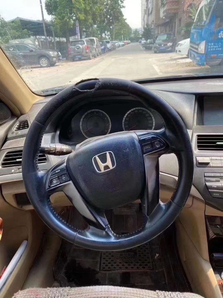 广州12年本田雅阁3