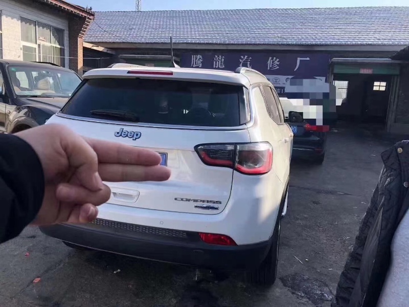 西安17年Jeep指南者4