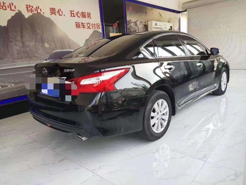 淄博18年日产天籁2