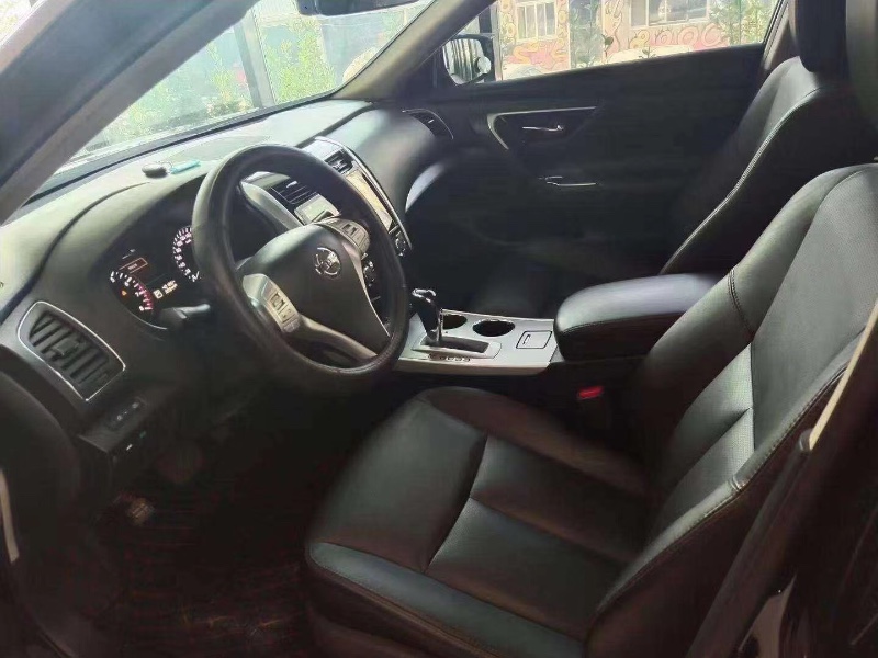 淄博18年日产天籁1