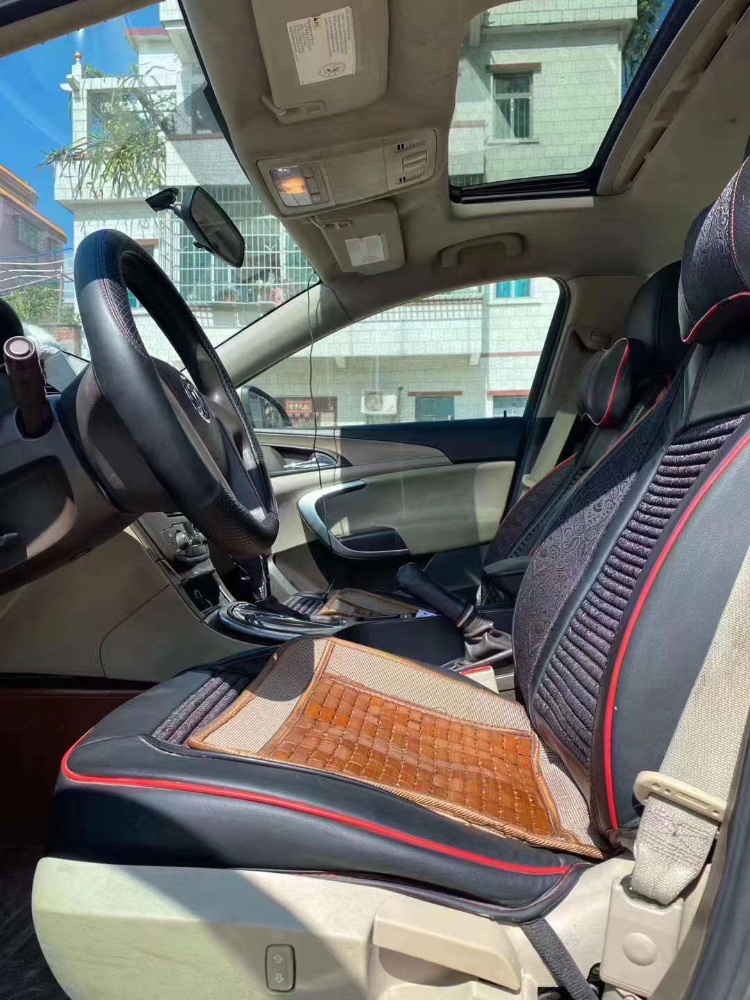 广州11年别克君威9