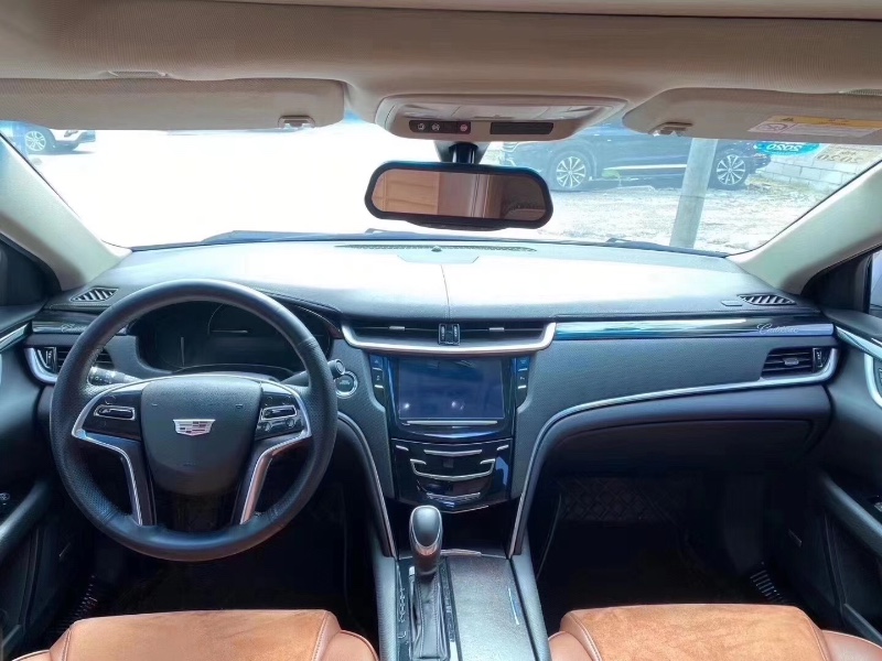 广州18年凯迪拉克XTS3