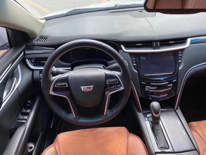 广州18年凯迪拉克XTS2