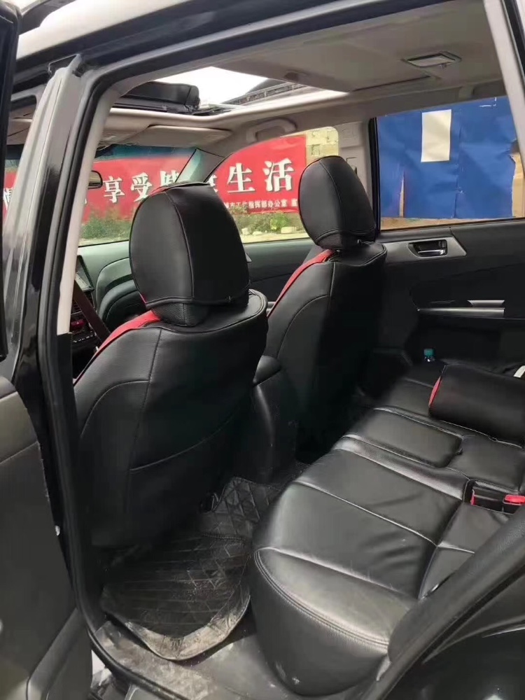 貴陽12年斯巴魯森林人4