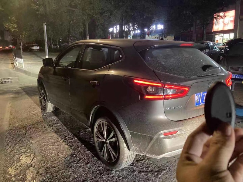 广州20年日产逍客4