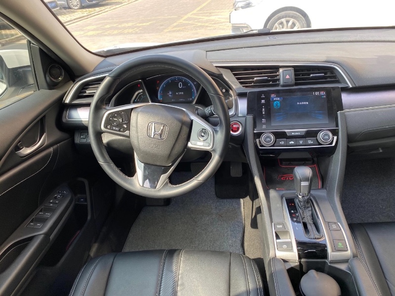 中山17年本田思域4