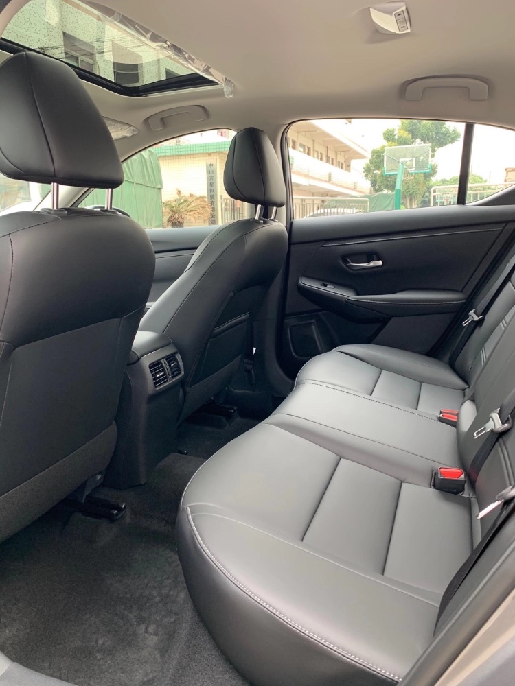 中山20年日产轩逸4