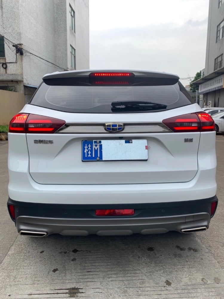 中山19年吉利博越4