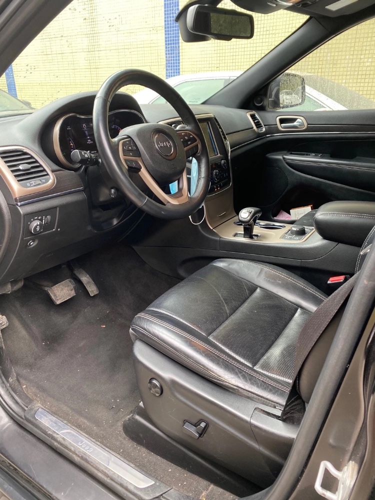 中山15年Jeep大切诺基7