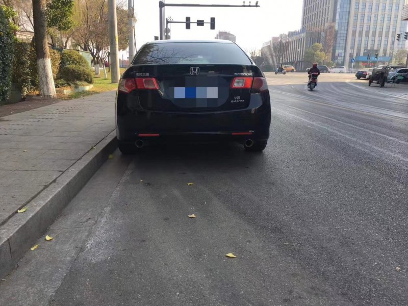 盐城11年本田思铂睿5