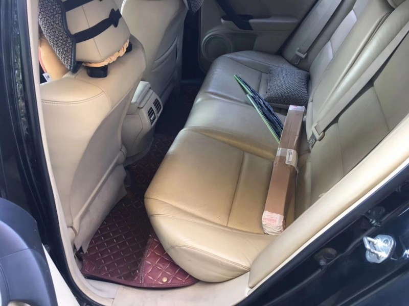 盐城11年本田思铂睿7