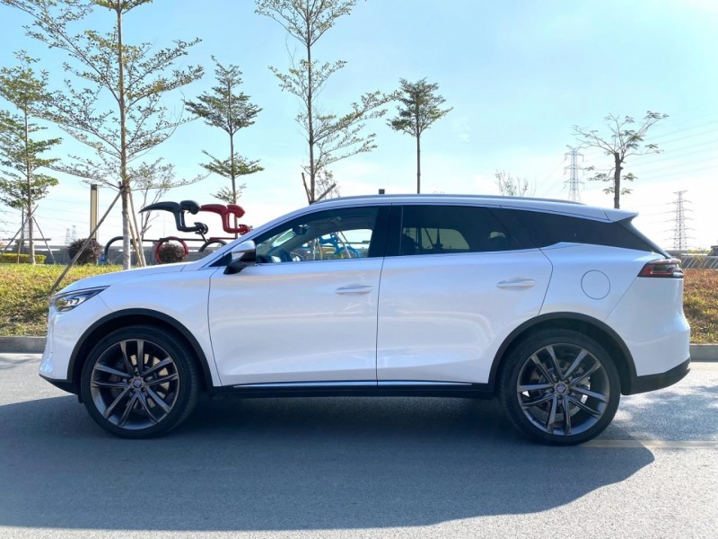 东莞19年比亚迪唐4