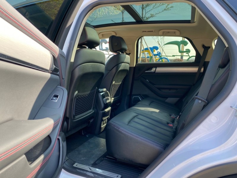 东莞19年比亚迪唐8