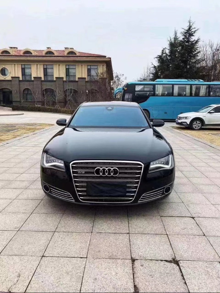烟台12年奥迪A8L1