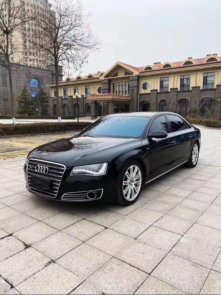 烟台12年奥迪A8L2