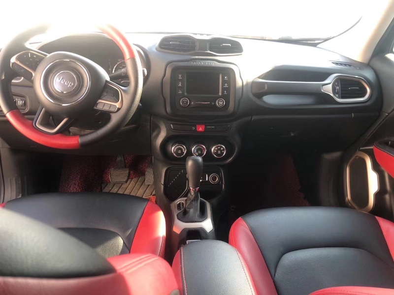 石家庄17年Jeep自由侠4