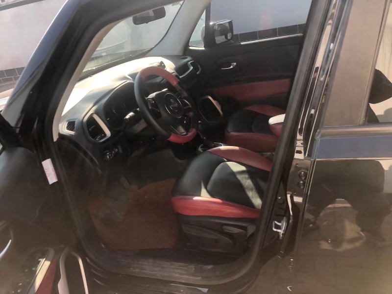 石家庄17年Jeep自由侠3