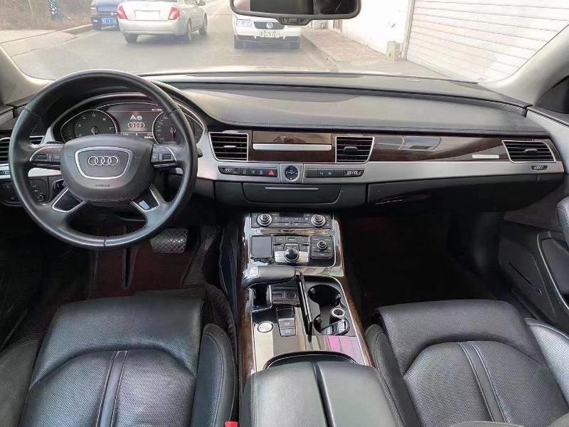 济南14年奥迪A8L5