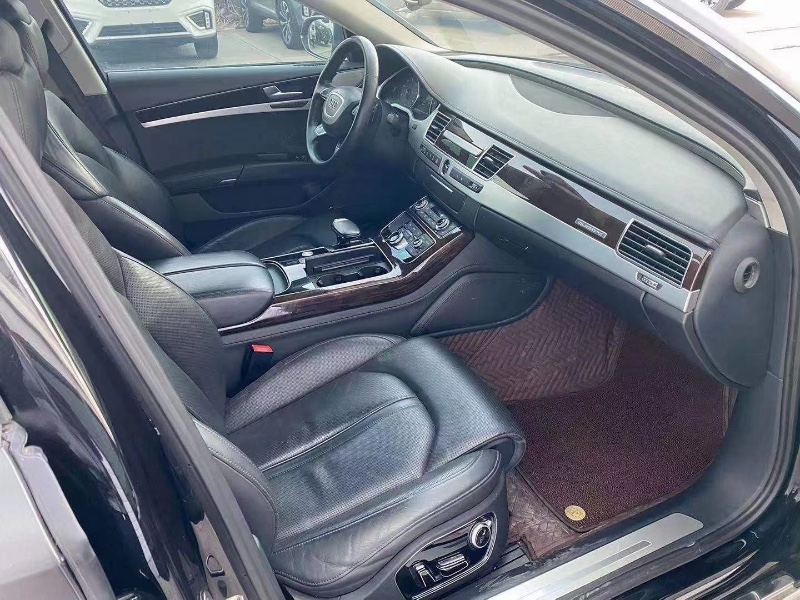 济南14年奥迪A8L6