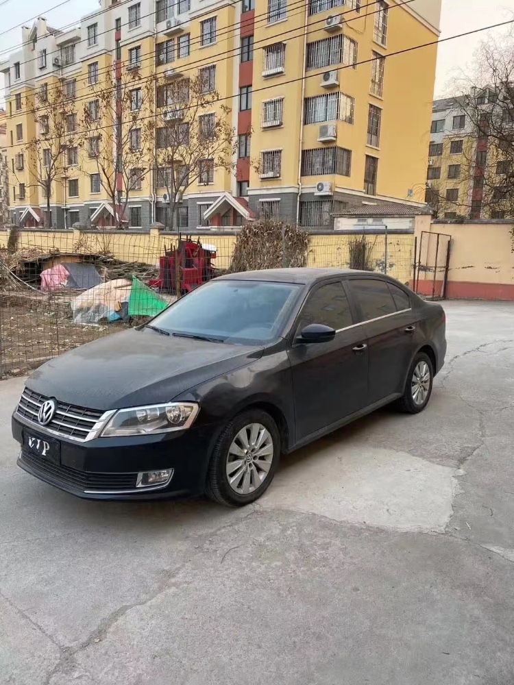 济南15年大众朗逸3