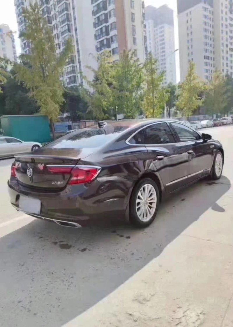 济宁18年别克君越3