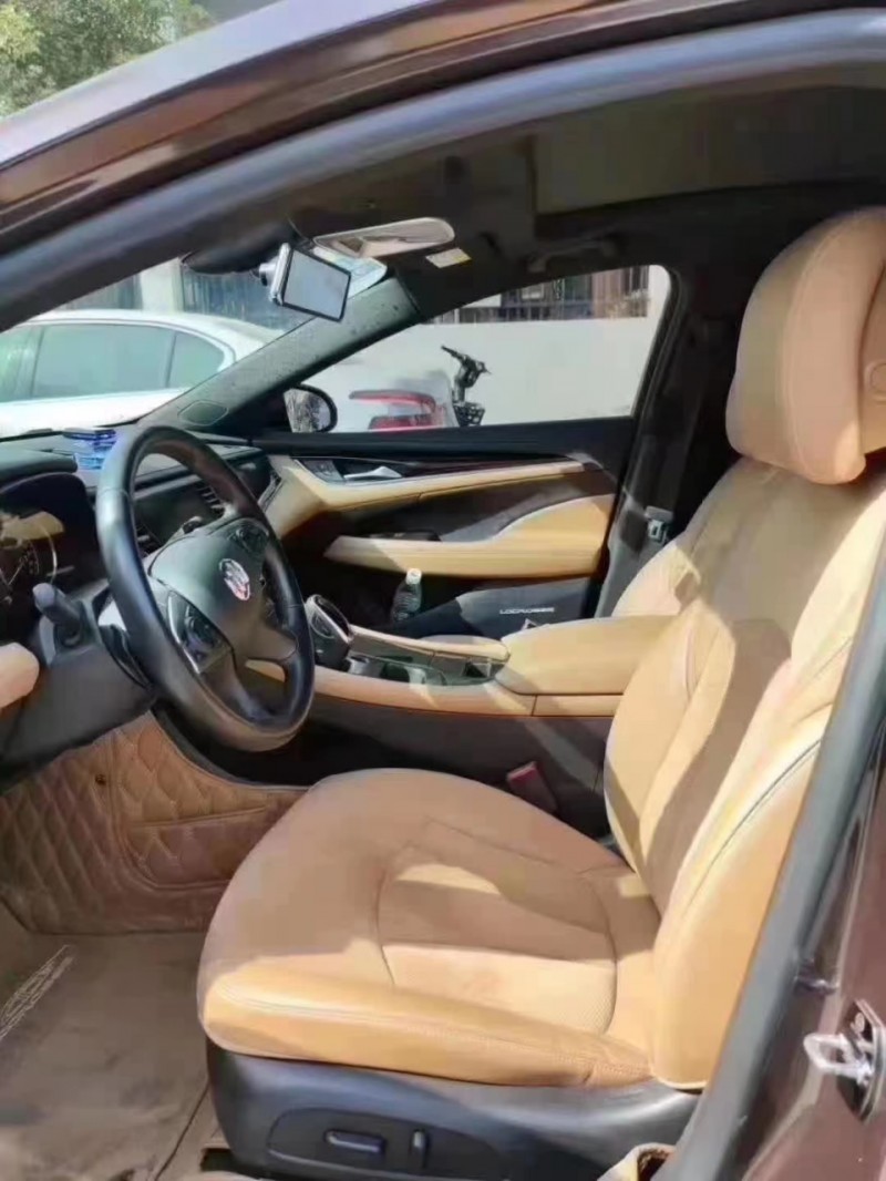 济宁18年别克君越6